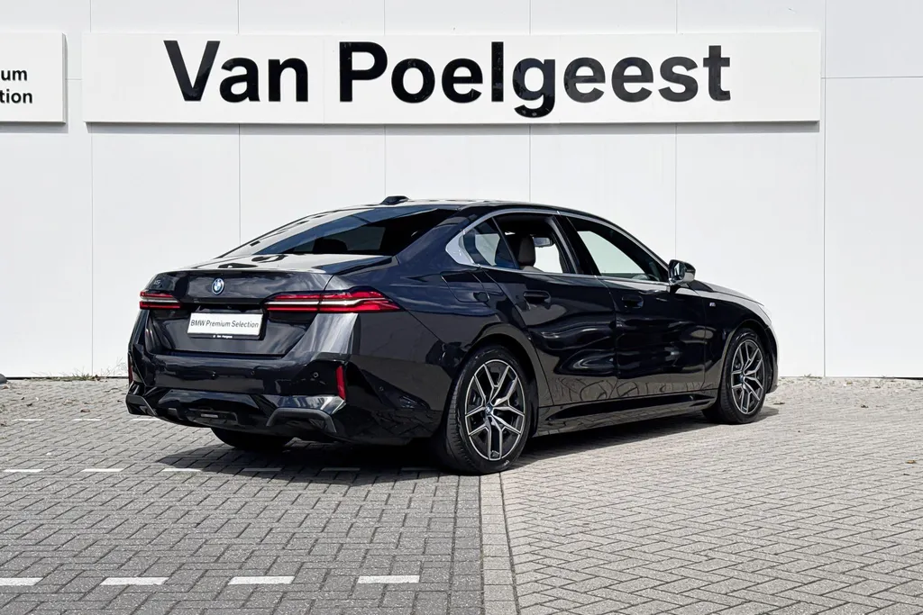 BMW i5 Sedan eDrive40