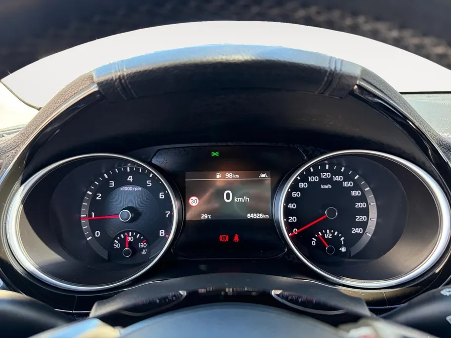 Kia XCeed 1.0 T-GDi DynamicPlusLine | Stoel- en stuurverwarming | Keyless entry/start | Achteruitrijcamera | Parkeersensoren achter | Apple/Android Carplay | Cruise control | Climate control | Navi