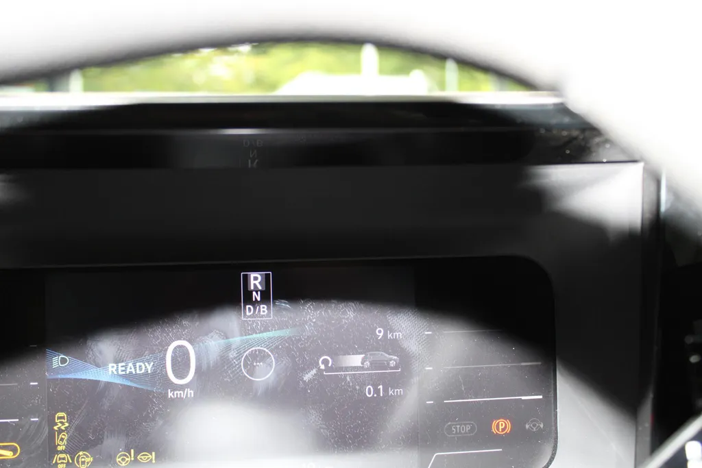 Nissan Micra ENGAGE 40 kWh | 100% electrisch | Parkeersensoren achter | Apple carplay & Android auto | Climate controle | Cruise controle | Bluetooth |