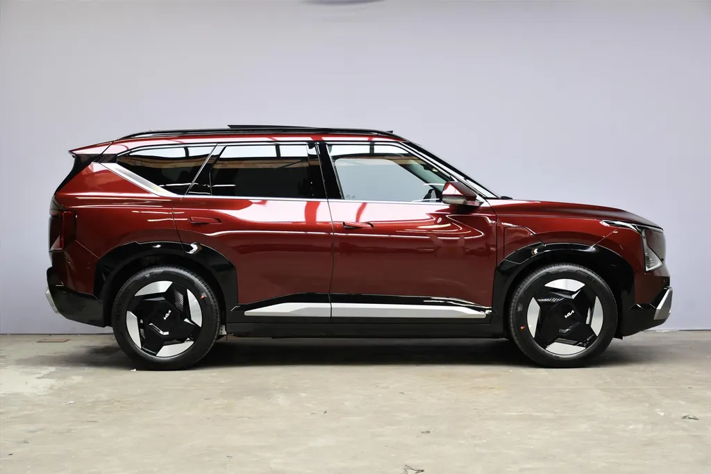Kia EV5 81,4 kWh 217pk 2WD Plus Advanced NIEUW TE BESTELLEN