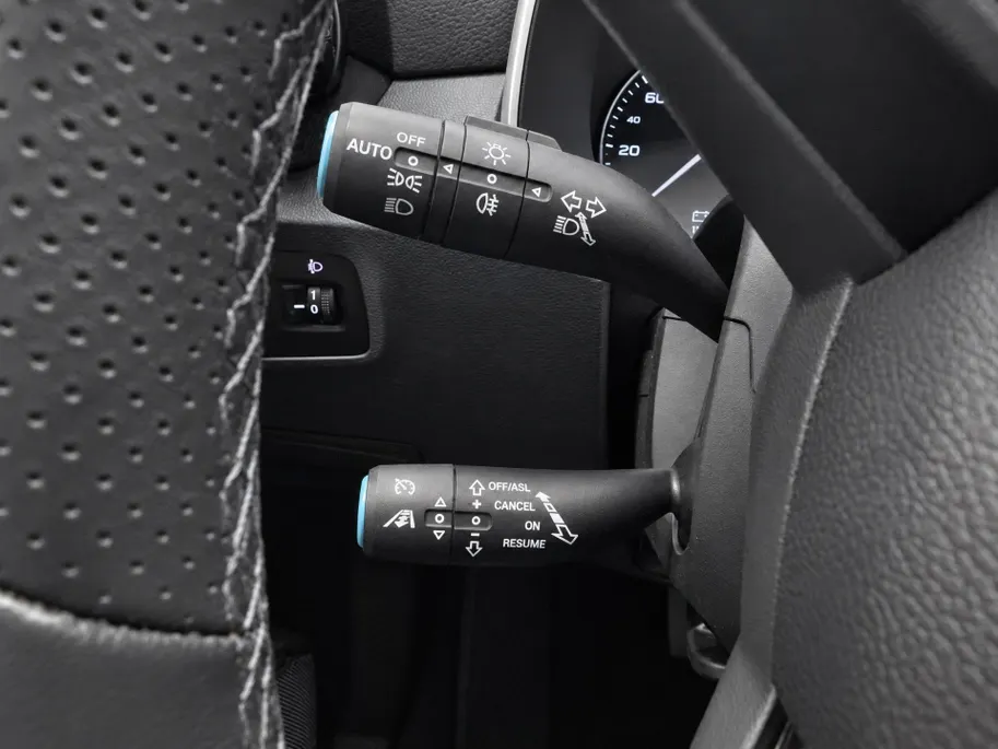 MG ZS EV MG Luxury 45 kWh SOH 91% | Navigatie | Schuifkanteldak | ACC | Leder interieur | Stoelverwarming |