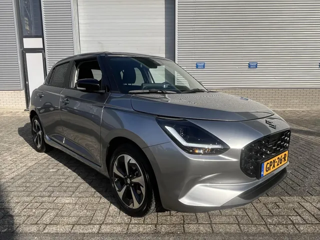 Suzuki Swift 1.2 Style Smart Hybrid Superlage km stand!!!!!! | 1e Eigenaar| Fabrieksgarantie tot 2034!!!| Meest luxe uitvoering