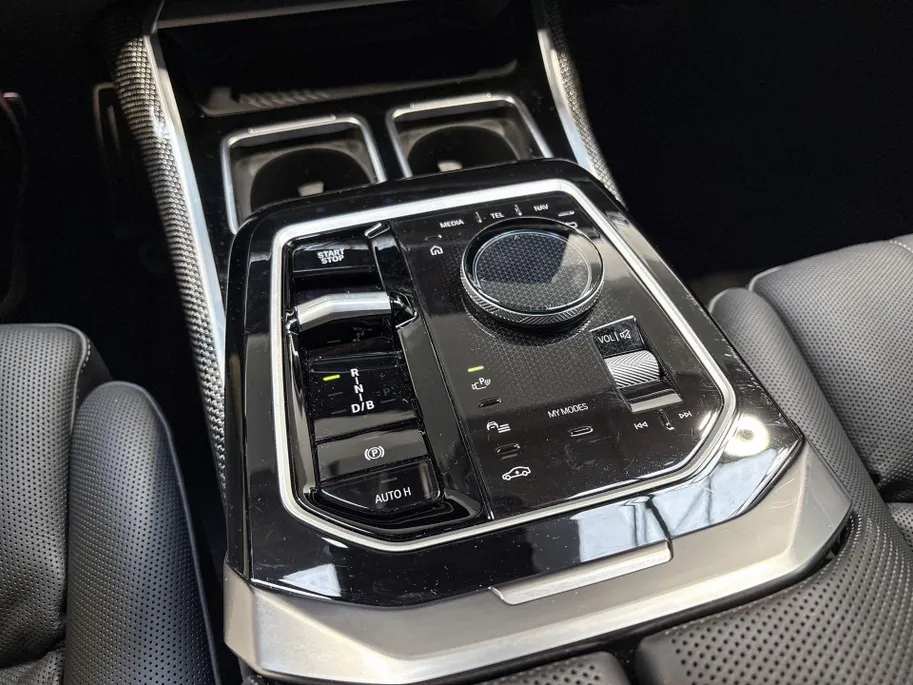 BMW i7 M70 xDrive 106 kWh