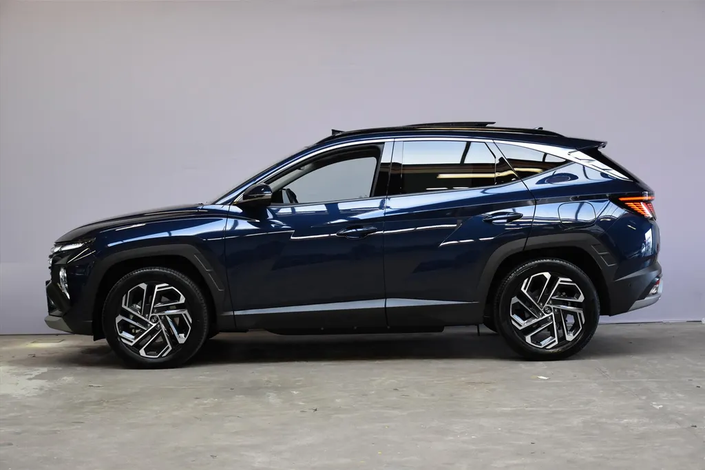 Hyundai Tucson 1.6 T-GDi Plug In Hybride Premium Sky I Schuifdak | Navi | 360 Camera | Electr stoelverst. | PDC .