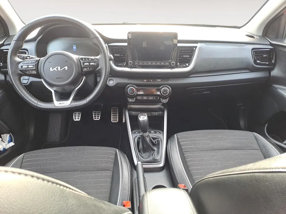 Kia Stonic 1.0 T-GDi MHEV GT-PlusLine | PRIVATE LEASE VANAF 373,- |1e Eigenaar | Meest luxe uitvoering | Schuif-/kanteldak | Metallic lak | Cruise Control | camera | Carplay | Fabrieksgarantie | NAP