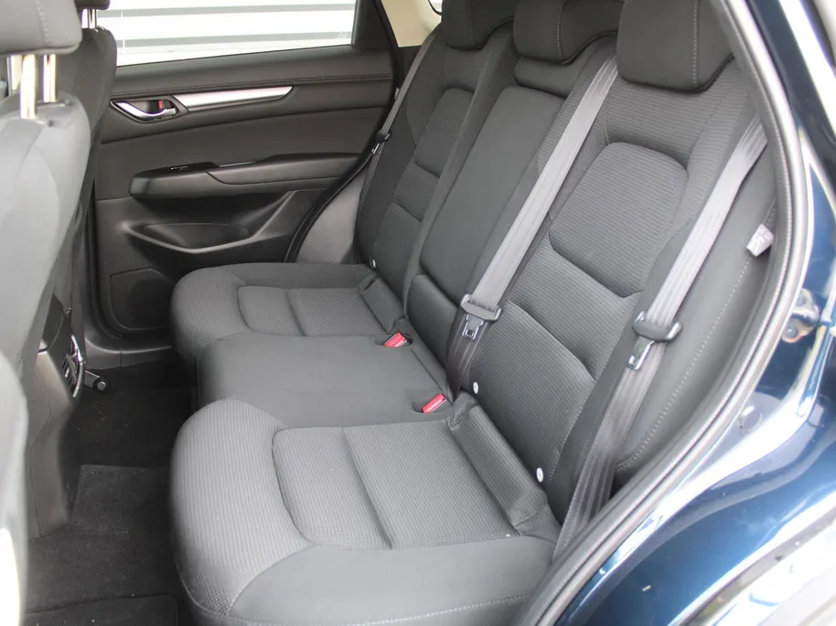 Mazda CX-5 2.0 SkyActiv-G 165 Comfort | Trekhaak | Stoel-/stuurverwarming | Dodehoek detectie | Carplay | Clima | 19' LM | Parkeersensor v+a | LED |