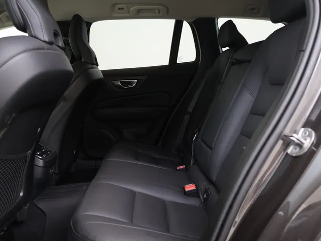 Volvo V60 Cross Country 2.0 B5 AWD Plus Bright | 360° camera | Harman/Kardon