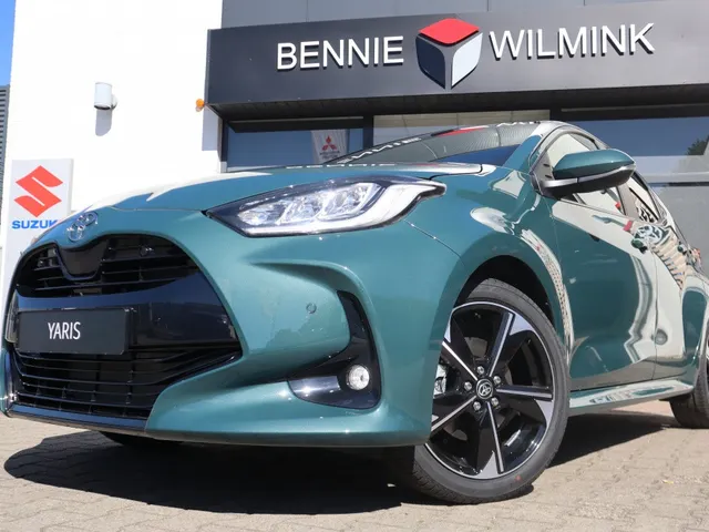 Toyota Yaris Hybrid 130 Executiv | Stoelverwarming | Modeljaarvoordeel €3.500