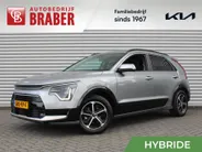 Kia Niro 1.6 GDi Hybrid DynamicPlusLine | Schuif-/kanteldak | Stuur-/stoelverwarming | Cruise adapt. | Camera | Clima | 16' LM |