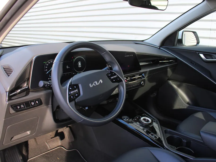 Kia Niro 1.6 GDi Hybrid DynamicLine | Camera | Cruise adapt. | Clima | 16' LM | Navi | Keyless | Apple Carplay/Android Auto |