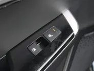 Kia EV6 Plus 77.4 kWh | Stuur-/stoelverwarming + ventilatie | Elektr. stoelverstelling + achterklep | Leer | Warmtepomp | 19' LM | Camera | LED |