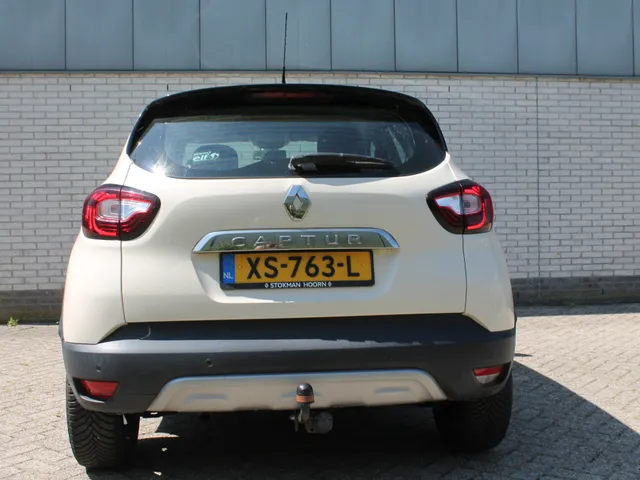Renault Captur 0.9 TCe Intens | navigatie | trekhaak | climate control