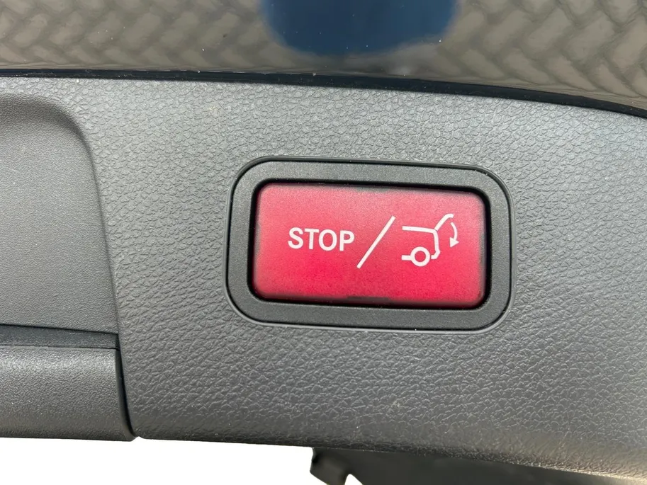 Mercedes-Benz GLA 180 Business Solution Limited | achteruitrijcamera | cruise control | start/stop systeem | Bluetooth telefoonvoorbereiding | schakelmogelijkheid aan stuurwiel |