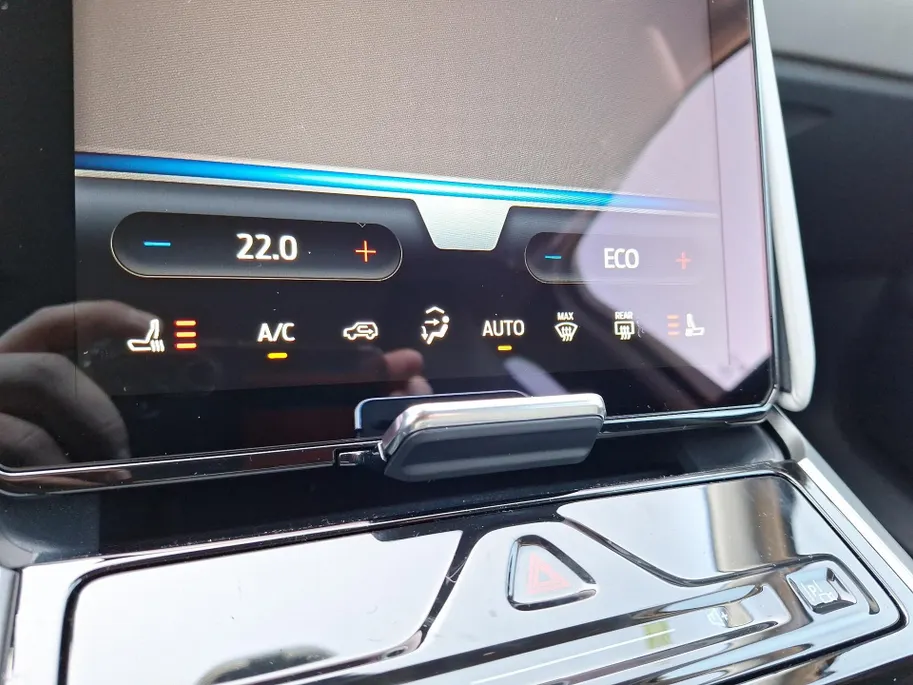 Ford Explorer Select Extended Range RWD 77 kWh | Driver Assistance Pack | Comfortpack 1 | 360Camera | Adaptive Cruisecontrol | Dodehoekdetectie | El. Achterklep | Head-up Display | 19' Lichtmetaal | Nieuw te bestellen |
