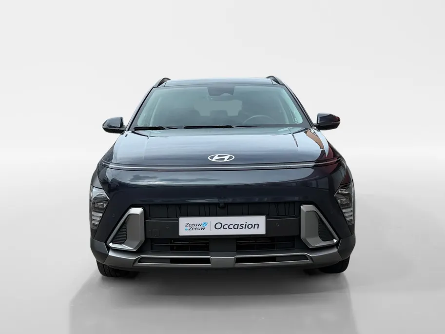 Hyundai Kona 1.6 GDI HEV Premium Sky | Schuif-kanteldak| Stoelverwarming/koeling| Lederen bekleding| Bose| Elektrische stoelen met geheugen| BOM VOL OPTIES