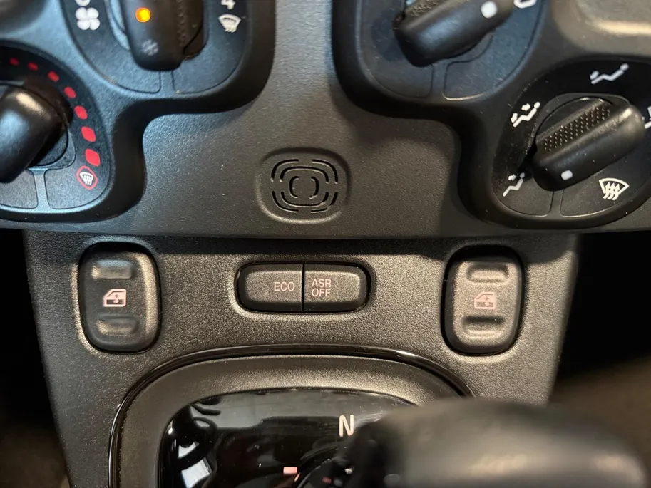 Fiat Panda 0.9 TwinAir Lounge *Automaat*Bluetooth*Airco*Parkeersensoren*L.M. Velgen*Trekhaak