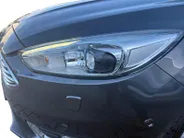Ford Focus Wagon 1.0 Titanium |Lederen/stof bekleding| Trekhaak| bi-xenon koplampen| keyless entry| 12 maanden Bovag garantie|