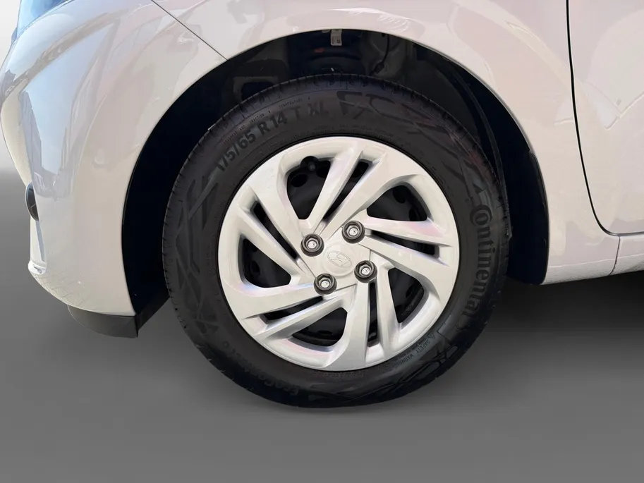 Hyundai i10 1.0 Comfort | Navigatie | Achteruitrijcamera | Parkeersensoren achter | Airco | Apple Carplay/ Android Auto
