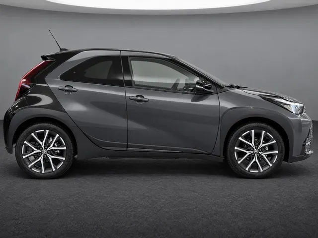 Toyota Aygo X Hybrid 115 GR Sport | Nieuw Uit Voorraad |