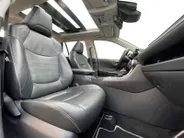 Toyota RAV4 2.5 Hybrid AWD Executive |1650 kg Trekgewicht |Trekhaak| Leer| Navigatie| Schuif-kanteldak | Verwarmbare stoelen| Adaptieve Cruise Controle| All season banden|