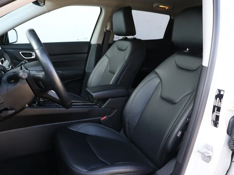 Jeep Compass 1.5T e-Hybrid 130 PK S | Leder | Winter | Camera | LED | 19'