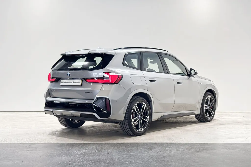 BMW iX1 eDrive20 67 kWh