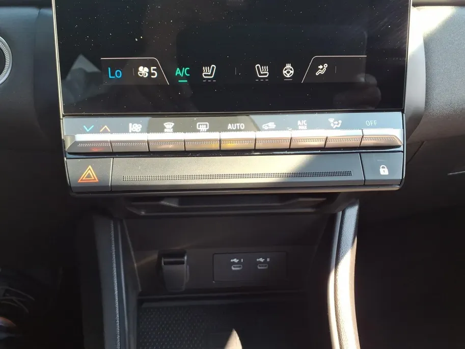 Renault Captur 1.8 E-Tech full hybrid 160 techno Automaat| Navi | Airco | 1 jaar Garantie