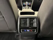 Volkswagen Passat 1.4 TSI 218pk DSG PHEV GTE Business · Camera · Wegklapbare Trekhaak · Apple/Android Car Play · P-Sensoren · 17'' Inch ·