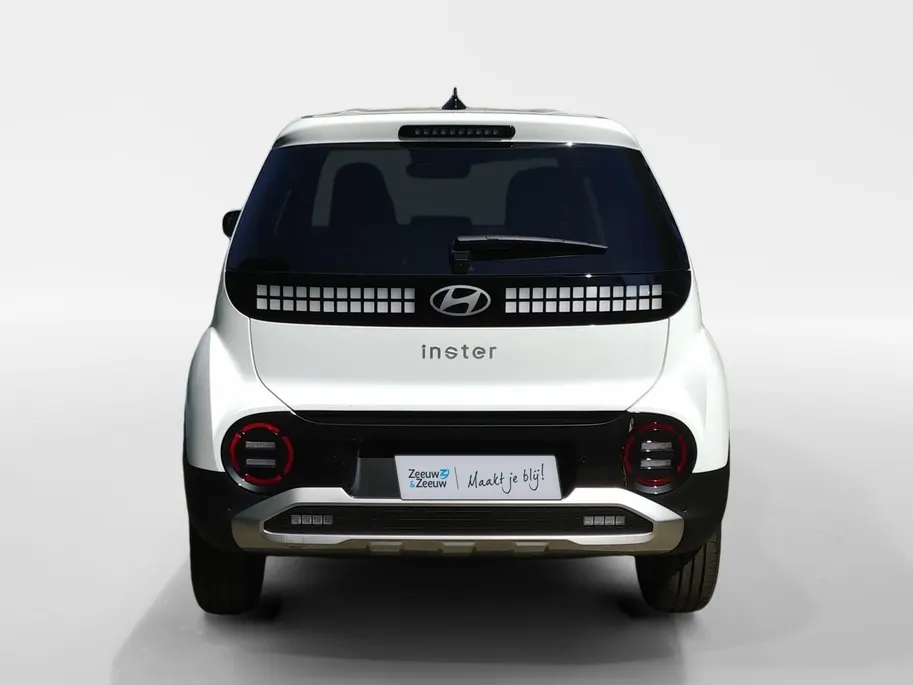 Hyundai Inster 49 kWh / E-Motion | 0,99% RENTE MOGELIJK | VAN € 27.900,- VOOR € 24.490,- | Private lease vanaf 269 ,- PM |