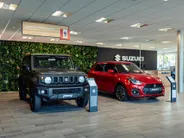 Suzuki Swift 1.2 Select Smart Hybrid | Apple Carplay/Android Auto | Achteruitrijcamera | Adaptive Cruise Control | BLISS | Stoelverwarming |