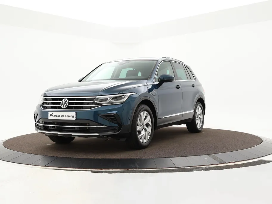Volkswagen Tiguan 1.4 TSI 245pk DSG eHybrid Elegance · Inklap. Trekhaak · Dodehoeksensor · Matrix LED · Stuur- & Stoelverwarming · Parkeer Assistent · ACC ·