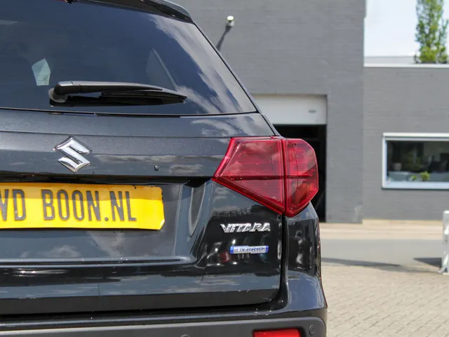 Suzuki Vitara 1.4 Boosterjet Style Smart Hybrid | Navi | Panodak | Adap. Cruise | Leder | Lm-Velgen