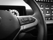 Volkswagen T-Roc Life First Edition 1.5 eTSI 116 PK 7 versn. DSG · Comfort pakket · Achteruitrijcamera ·