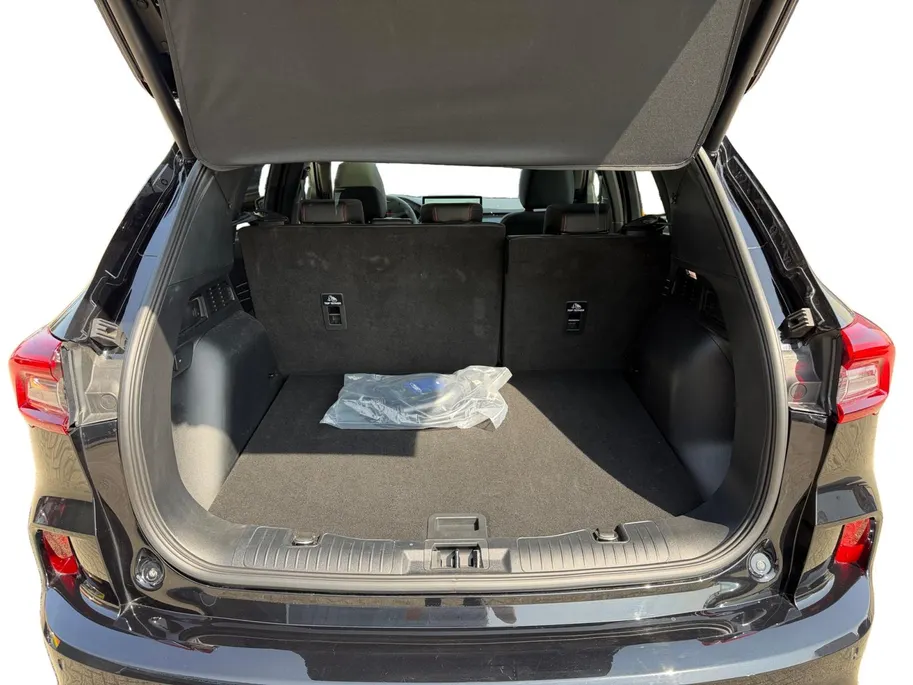 Ford Kuga 2.5 PHEV ST-Line X | Dealer Onderhouden | Garantie tot 11-02-2028 | Pano Dak | 360 Graden Camera | Adapt. Cruise Control | BLISS | Winter Pakket | B&O Audio | Electrische Achterklep