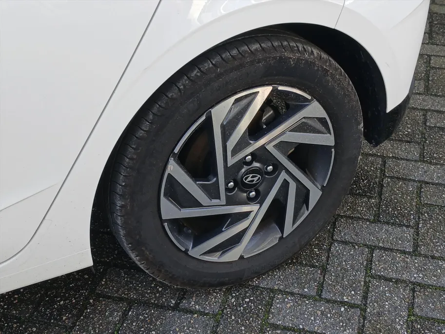 Hyundai i20 1.0 MHEV 100pk Comfort / Carplay / Cruise / Airco