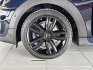 MINI Cooper 5-deurs Cooper S Chili Red John Cooper Works Uitvoering