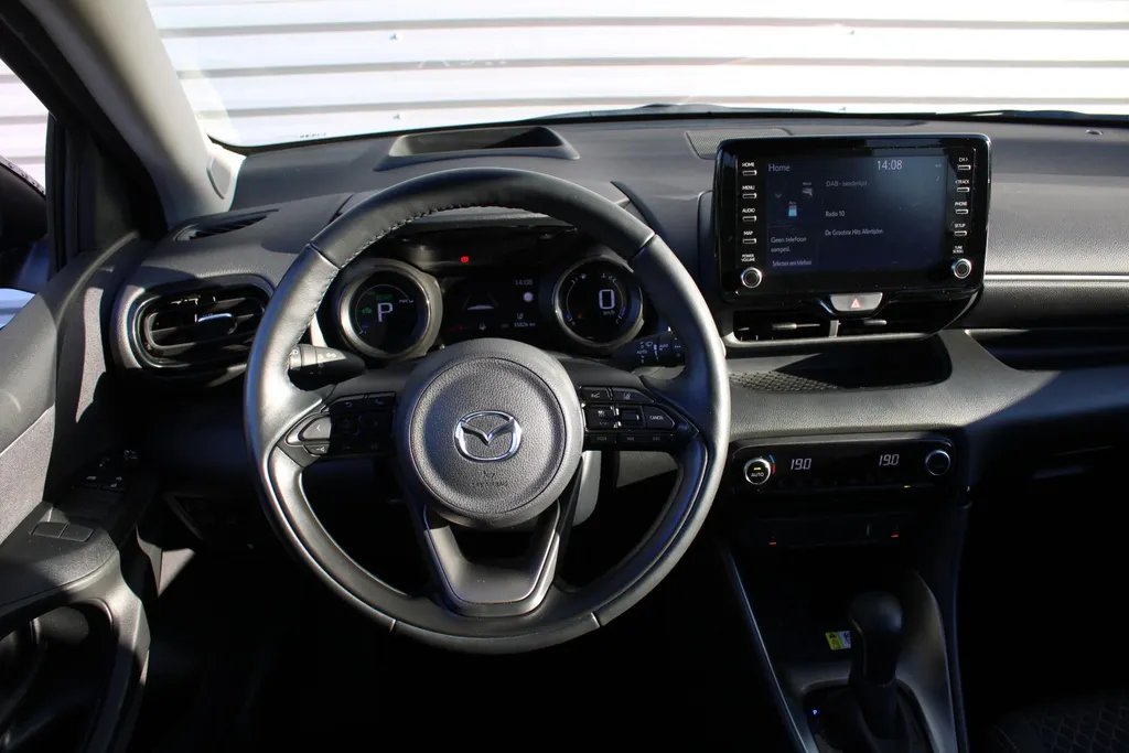 Mazda 2 Hybrid 1.5 Select | Airco | Navi | Cruise | PDC | Head-up display | Camera |