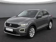 Volkswagen T-Roc 1.5TSI/150PK DSG Sport · Trekhaak · Apple/Android Car Play · Stoel- & stuurverwarming · Camera