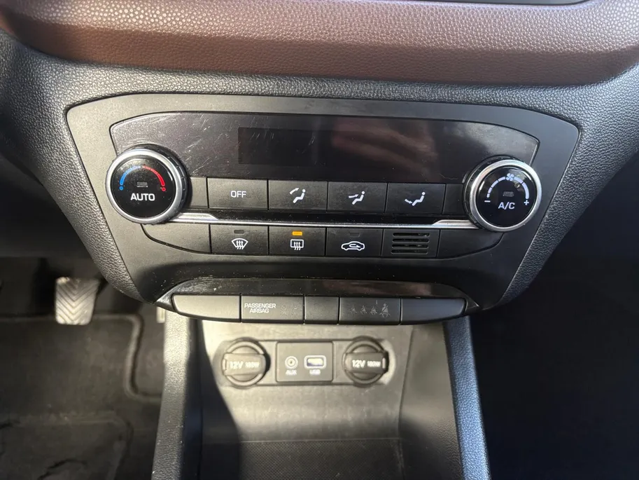 Hyundai i20 1.0 T-GDI Comfort | Trekhaak | Navi | Camera | Climate control