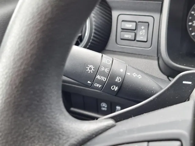 Suzuki Ignis 1.2 Smart Hybrid Select automaat | rijklaarprijs !!