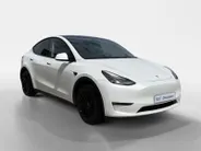 Tesla Model Y 351PK Long Range AWD 75 kWh Automaat | SOH-Waarde 93% | 1e eigenaar | Panoramadak | Basic Autopilot | 360 Camera | Stoelverwarming | Leder | Elektrische Achterklep | Elektrische Stoelen | Full LED |