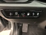 Kia Niro 1.6 GDi PHEV DynamicPlusLine Edition | Orginele Kilometerstand! | Apple Carplay / Android Auto | Navigatiesysteem | Elektrisch Verstelbare Bestuurdersstoel | Stoel + Stuurverwarming | Licht + Regensensor | Parkeersensoren Voor + Achter | Camera Achter | 1