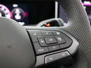 Volkswagen Tayron 1.5 272pk DSG eHybrid R-Line Edition · Panoramadak · 360 Camera · Wegklapbare Trekhaak · Stoelverwarming · Apple/Android Car Play · 20'' Inch · Garantie t/m 03-11-2029 of 100.000km
