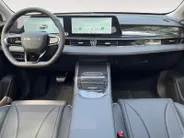 Omoda 5 EV Premium 61 kWh | Nieuw uit voorraad leverbaar |360 camera | Leder | Stoelverwarming en stoelverkoeling | Carplay |