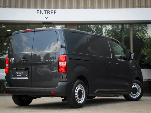Toyota ProAce Electric Worker 75kWh Challenger | Metallic lak
