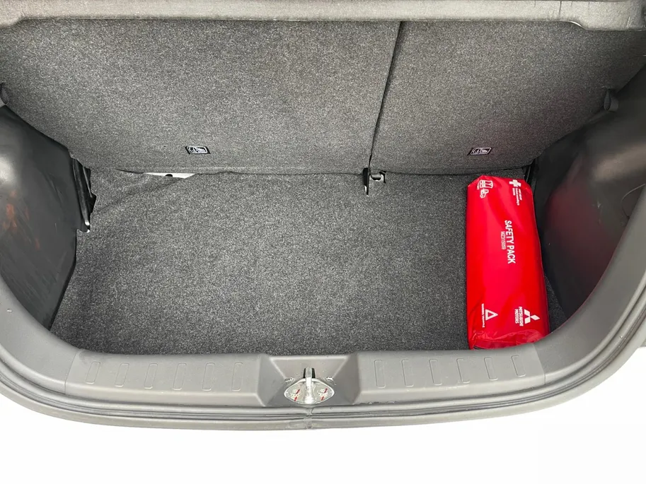 Mitsubishi Space Star 1.2 Connect+ | Carplay/Android auto | Airco | Elektrische ramen | 4 seizoen banden | 1ste eigenaar |