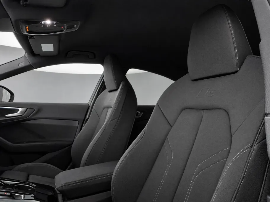 Audi A5 2.0 TFSI quattro S edition 299 PK · Premium pakket · Trekhaak elek. wegklapbaar · Exterieurpakket zwart