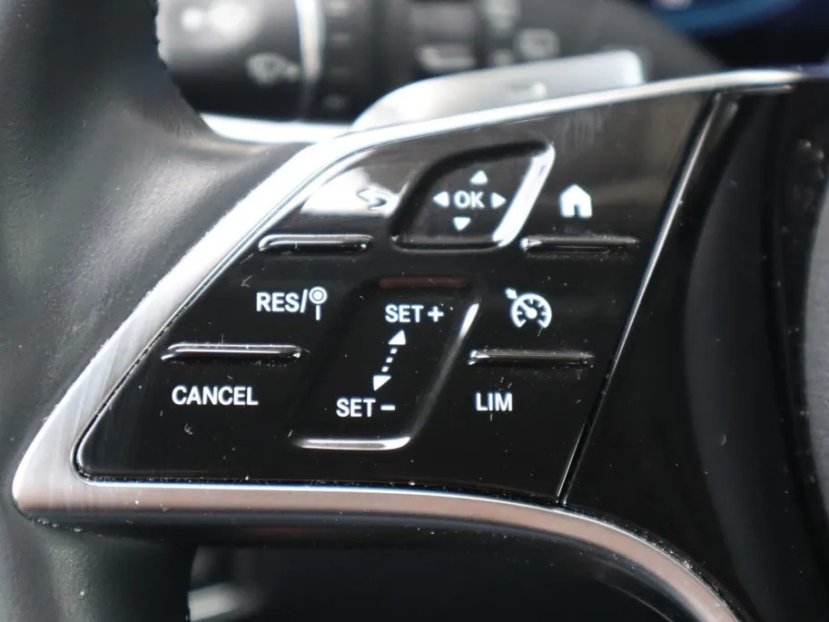 Mercedes-Benz E-Klasse Estate 200 Business Solution l Trekhaak l Carplay l Sfeerverlichting
