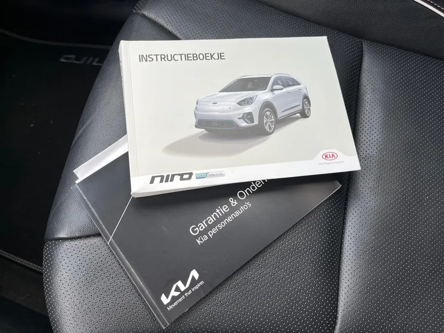 Kia e-Niro DynamicPlusLine 64 kWh | Schuifdak | Keyless entry | Stoelverwarming