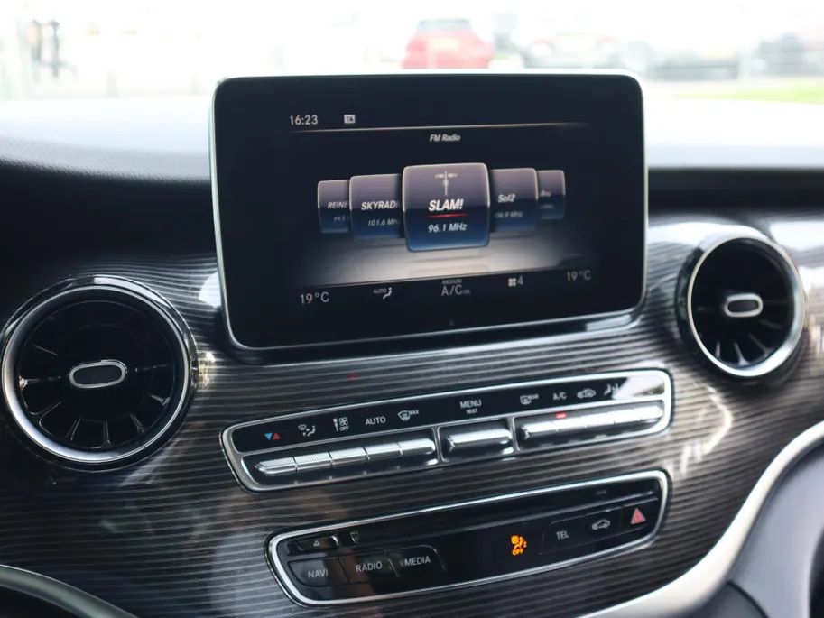 Mercedes-Benz V-Klasse 220d 4-MATIC LANG DC AVANTGARDE